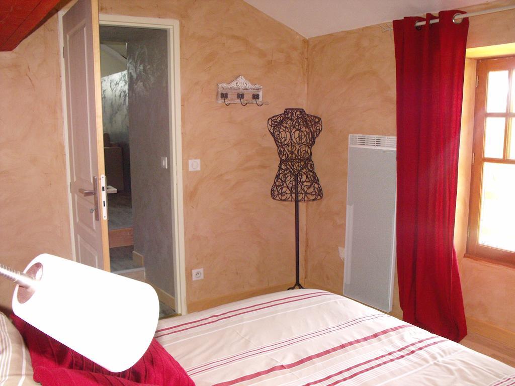 La Flambee Hotel Blond Phòng bức ảnh